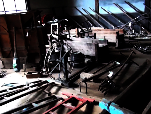 A17c9aaa61e80a1bf71d0d850af4e5baa9800bbd