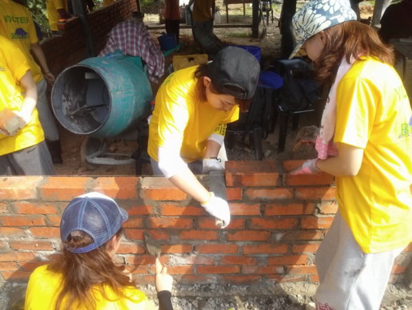 A17c9aaa61e80a1bf71d0d850af4e5baa9800bbd