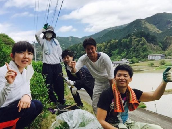 A17c9aaa61e80a1bf71d0d850af4e5baa9800bbd