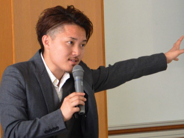 A17c9aaa61e80a1bf71d0d850af4e5baa9800bbd