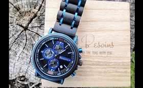 ◆早割10%OFF◆【Besoins】オリジナルケース付木製腕時計 各色１個（ご希望のカラーを選択してください）