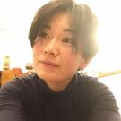 くにおかたえこ